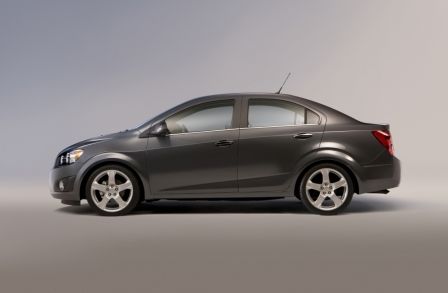 Aveo (T300)